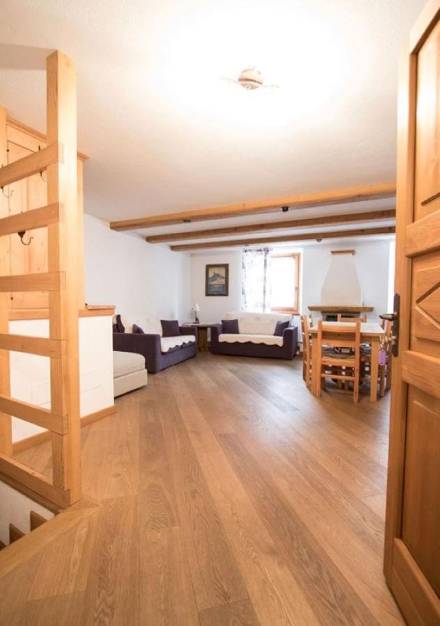 Maison De Meuny Courmayeur Eksteriør bilde