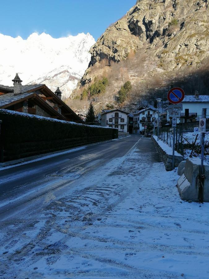 Maison De Meuny Courmayeur Eksteriør bilde
