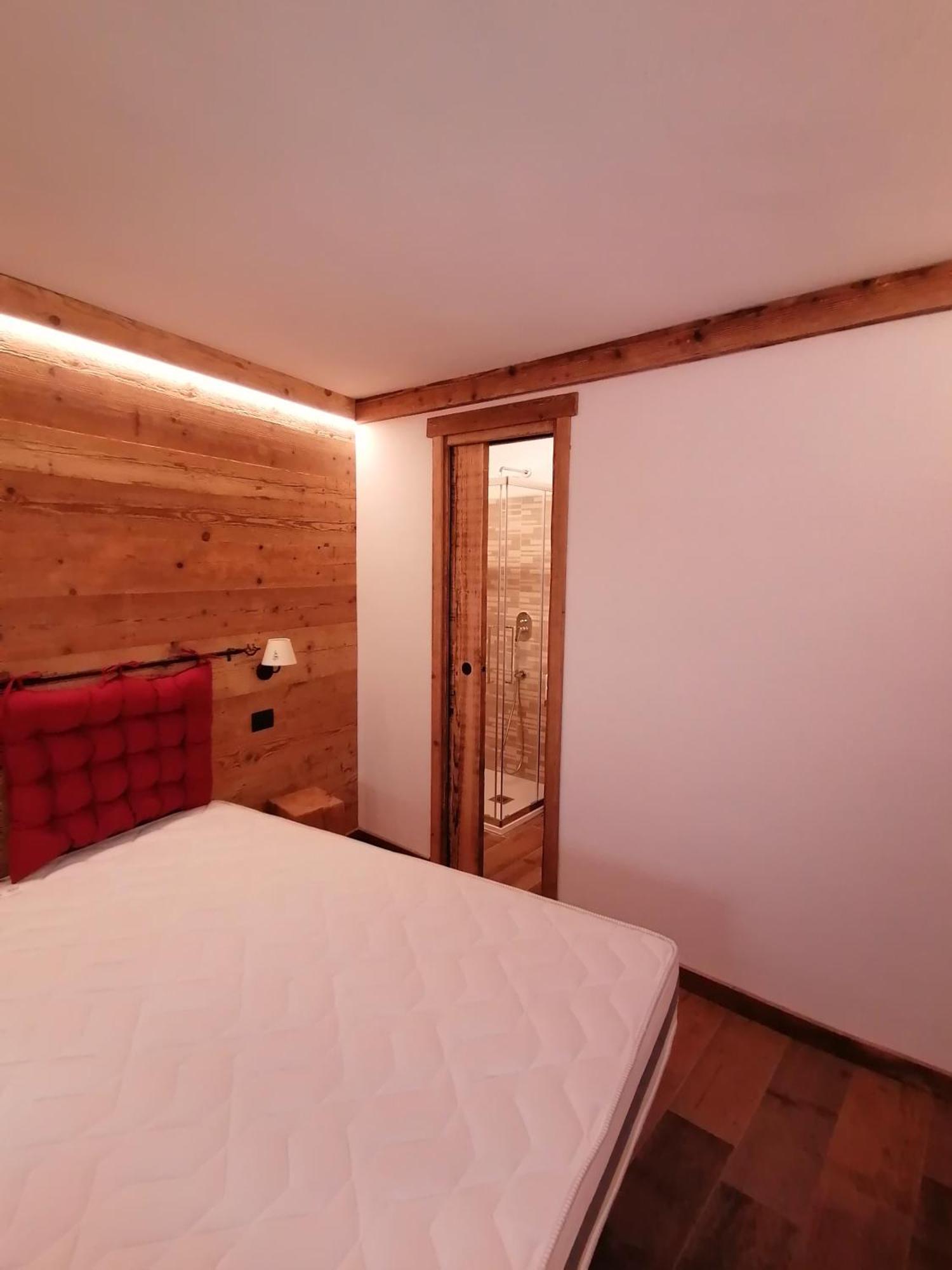 Maison De Meuny Courmayeur Rom bilde