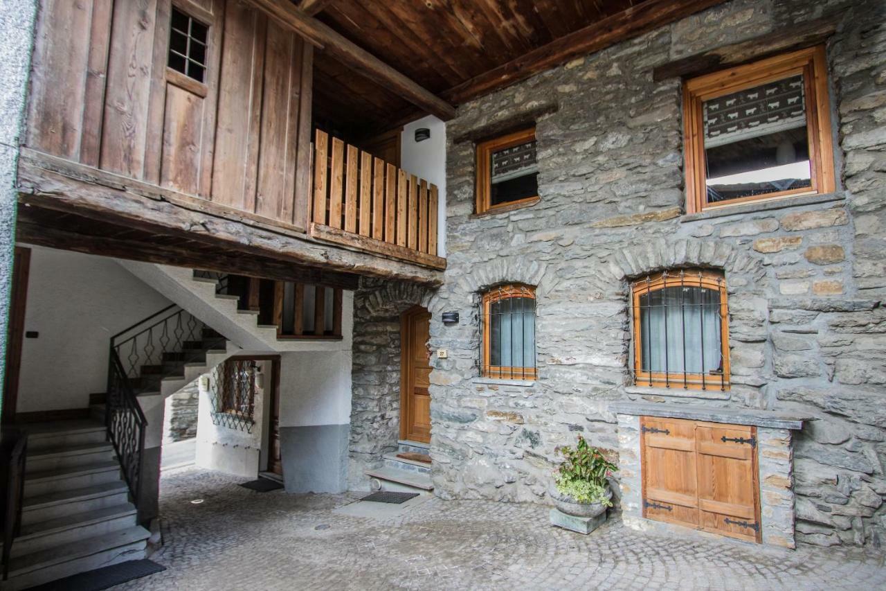 Maison De Meuny Courmayeur Rom bilde
